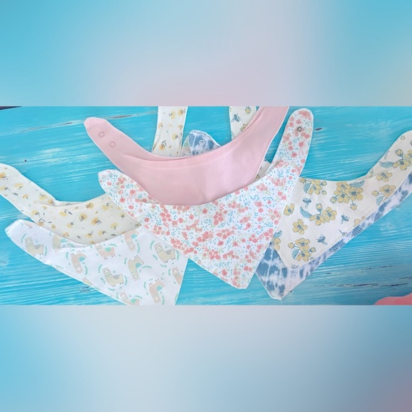 MODERN BABY 6 Pack Bandana Bibs - Picture 1 of 4